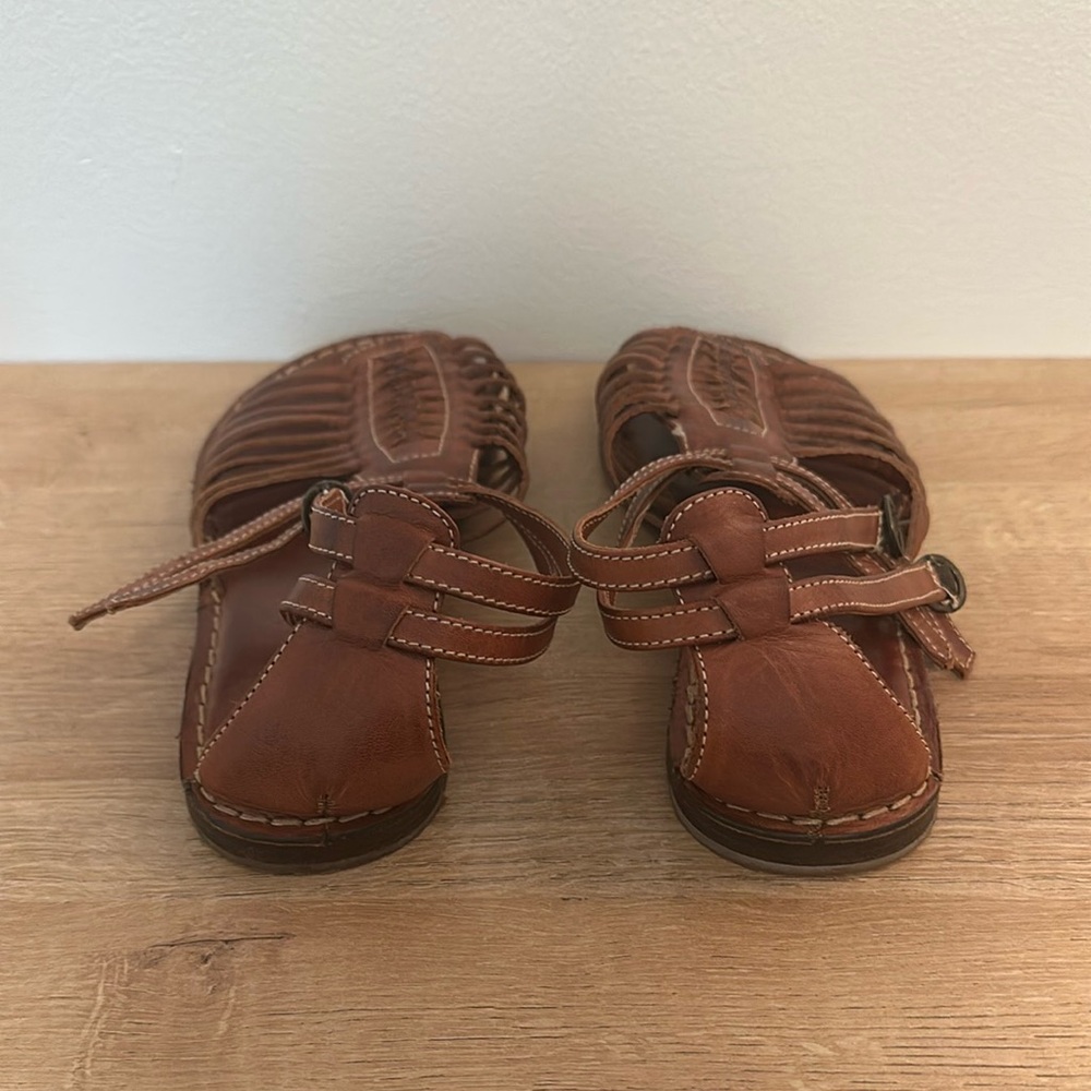 EUC Frye Kayla Huarache Sandals Brown Leather Strappy Flat - Picture 4 of 6